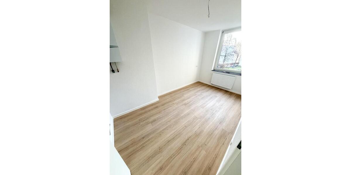 Frisch renoviert 2ZKB mit Einbauküche bei Miele und Dr. Wolff 2 zimmer