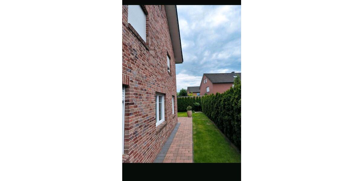 Einfamilienhaus Versmold - 8 Zimmer, 250 m&sup2;, 542.000&euro; | Angebot:26268736