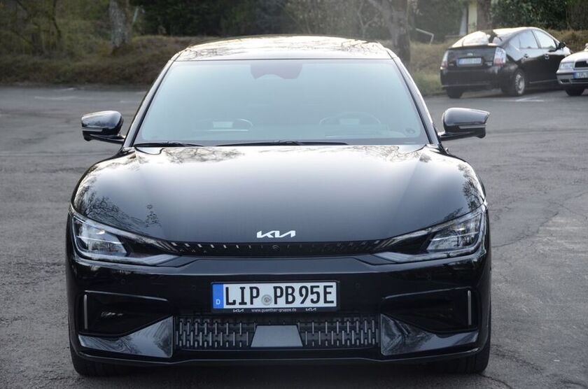 EV6