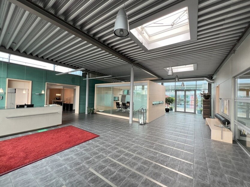 Lager-Produktionsanlage mit Büro in Lübbecke zimmer