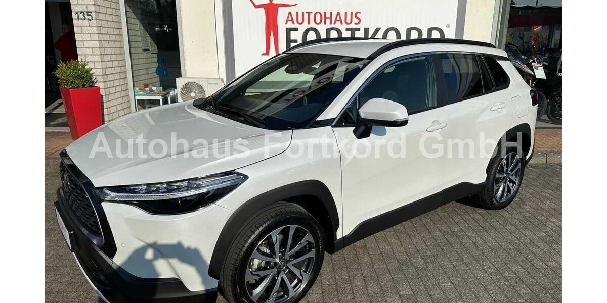 Toyota Corolla Cross 9.980 km 33.949 &euro; Bielefeld 33689