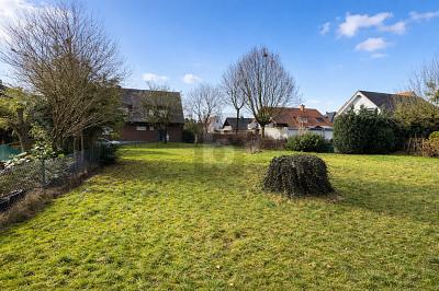 GROSSZÜGIG MIT GÜLTIGEM BAUVORBESCHEID - Grundstück Bielefeld Brackwede | Angebot:27087047