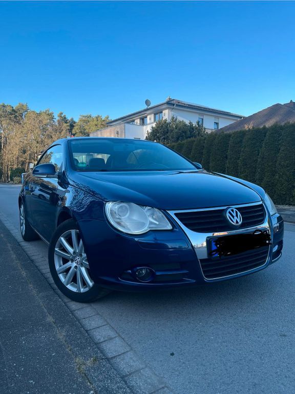 VW Eos 180.000 km 2.399 € Paderborn 33104