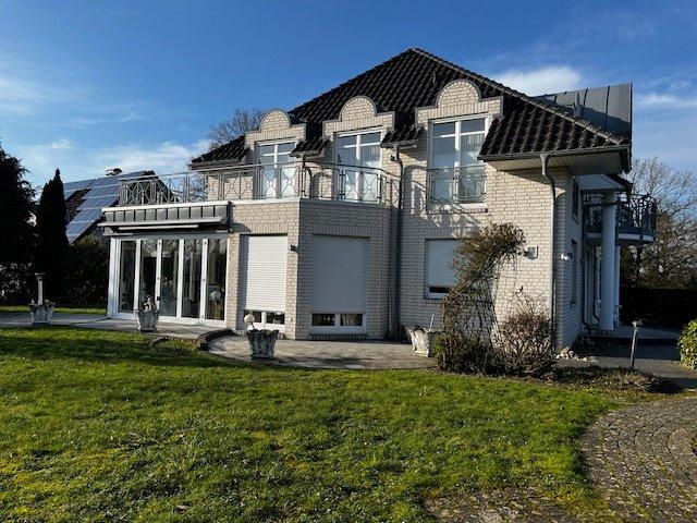 Villa Spenge - 5 Zimmer, 241 m&sup2;, 700.000&euro; | Angebot:27147050