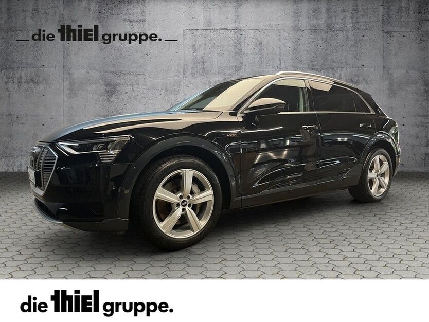 Audi e-tron 21.500 km 30.490 € Paderborn 33100