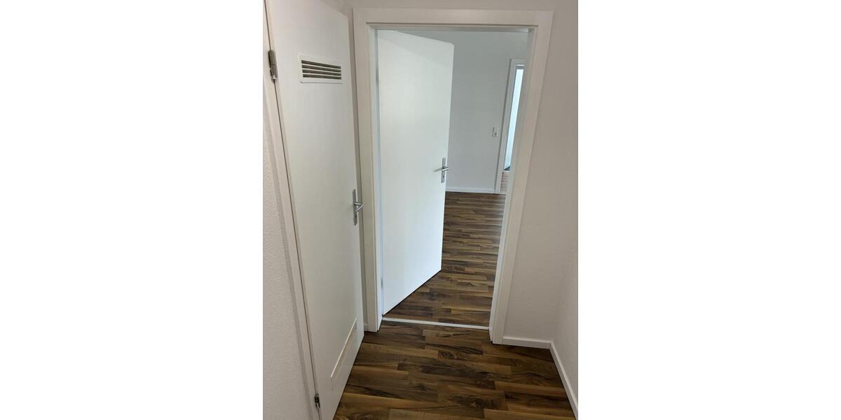 Erdgeschoßwohnung Herford Falkendiek - 4 Zimmer, 77 m&sup2;, 606&euro; | Angebot:26361664