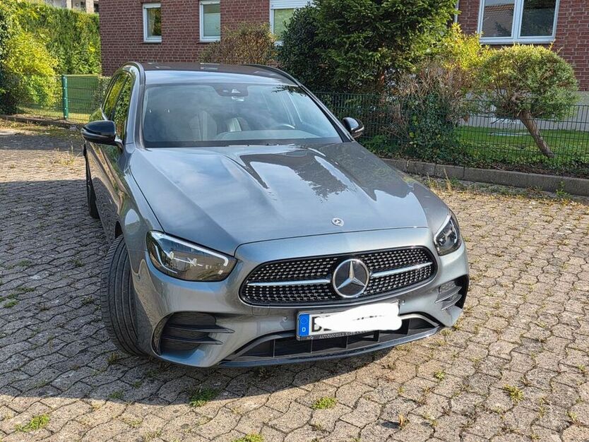 E 300