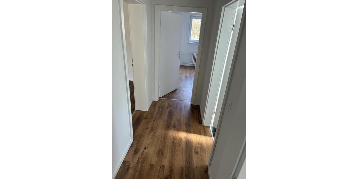 Erdgeschoßwohnung Herford Falkendiek - 4 Zimmer, 77 m&sup2;, 606&euro; | Angebot:26361664
