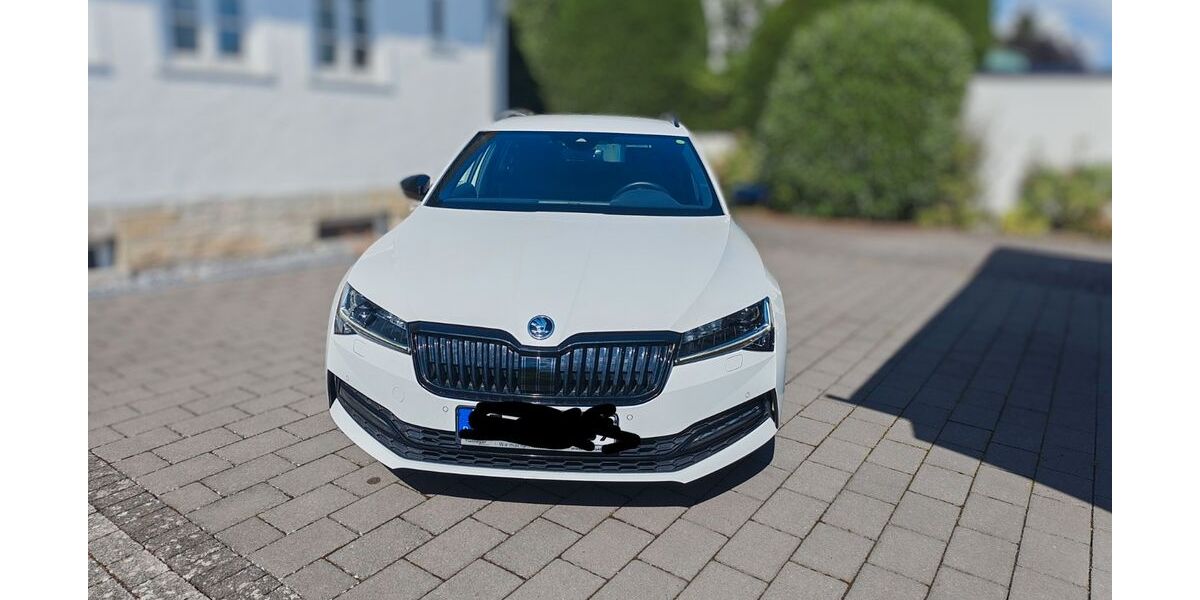 Skoda Superb 97.000 km 23.599 &euro; Rietberg 33397