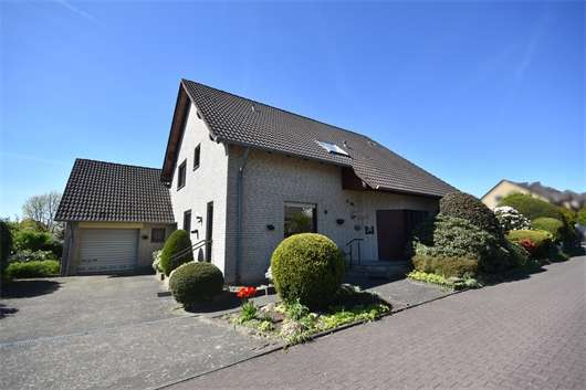 Einfamilienhaus Bielefeld Jöllenbeck - 6 Zimmer, 203 m&sup2;, 690.000&euro; | Angebot:26785970