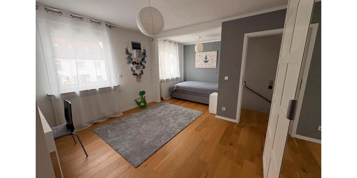 Reihenhaus Bielefeld Schildesche - 6 Zimmer, 110 m&sup2;, 400.000&euro; | Angebot:26116279