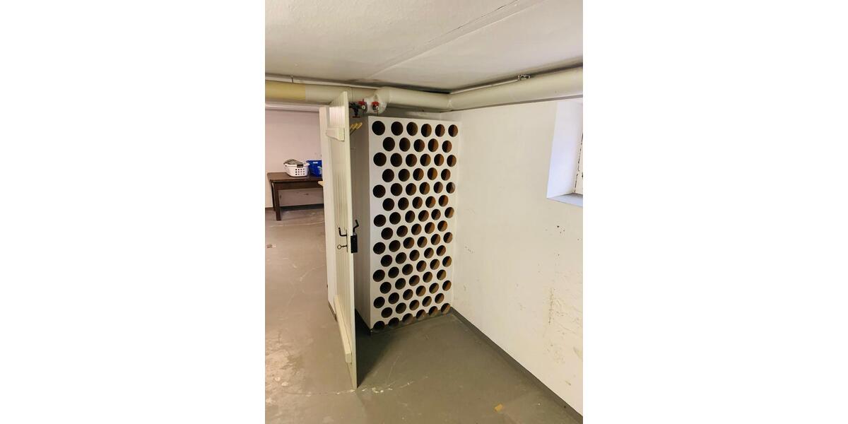 Attraktive 2,5-Zimmer-Wohnung mit großer überdachter Terrasse und 2 zimmer