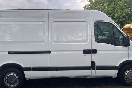 Renault Master 178.924 km 8.999 &euro; Detmold 32758