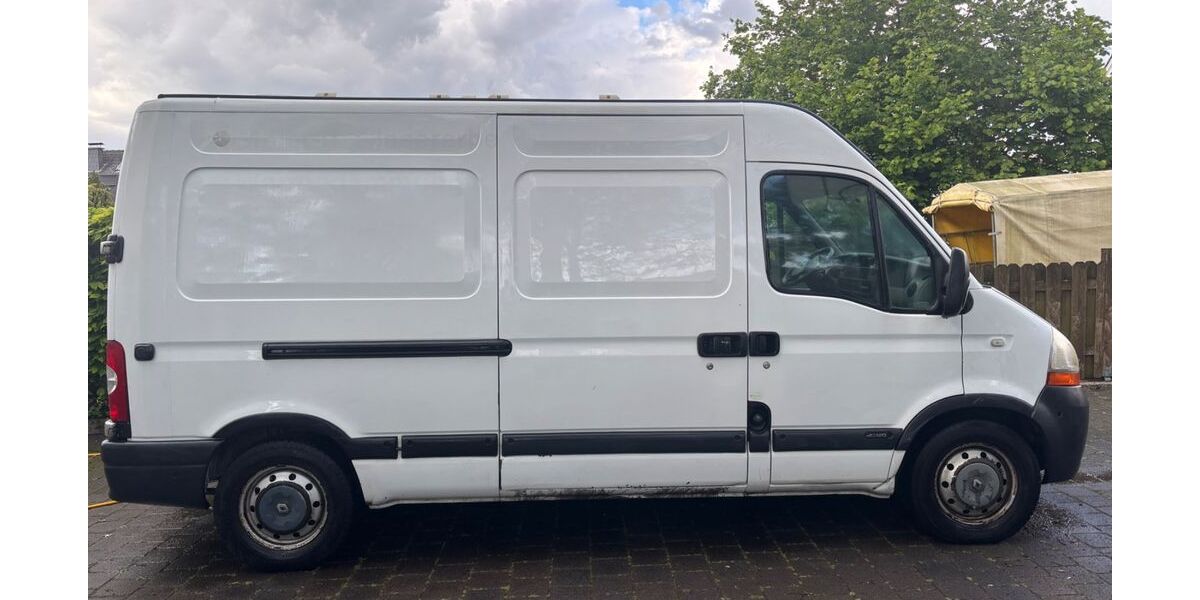 Renault Master 178.924 km 8.999 &euro; Detmold 32758