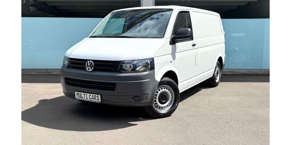 VW T5 Transporter 173.000 km 7.990 &euro; Löhne 32584