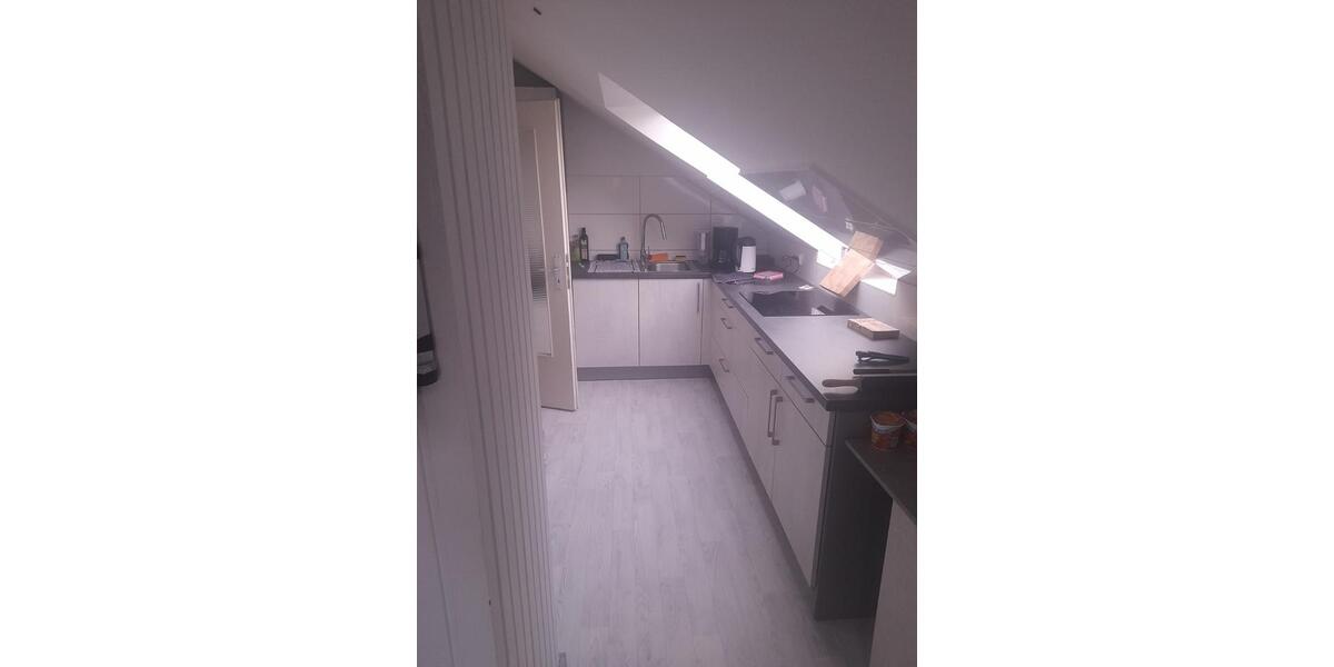 Dachgeschoßwohnung Bad Oeynhausen Rehme - 3 Zimmer, 90 m&sup2;, 550&euro; | Angebot:24326186