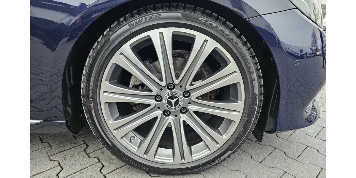 Mercedes-Benz E 220 d T LEDER NAVI LED KAMERA el.Heckklappe 207.800 km 17.790 &euro; Löhne 32584