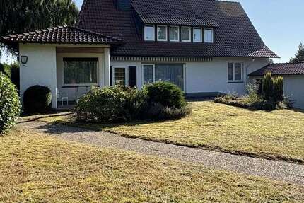 Haus Detmold / Hiddesen Hiddesen - 7 Zimmer, 214 m&sup2;, 320.000&euro; | Angebot:25201717