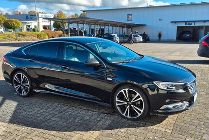 Opel Insignia 83.500 km 15.700 € Detmold 32760