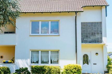 Wohnung Oerlinghausen - 3 Zimmer, 84 m&sup2;, 800&euro; | Angebot:26135940