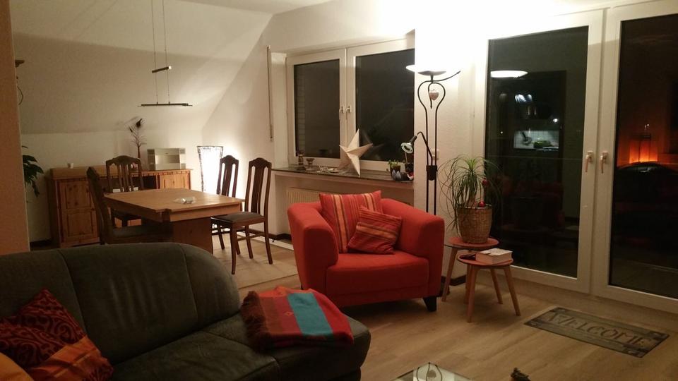 Dachgeschoßwohnung Herford Falkendiek - 2.5 Zimmer, 90 m&sup2;, 650&euro; | Angebot:25545190