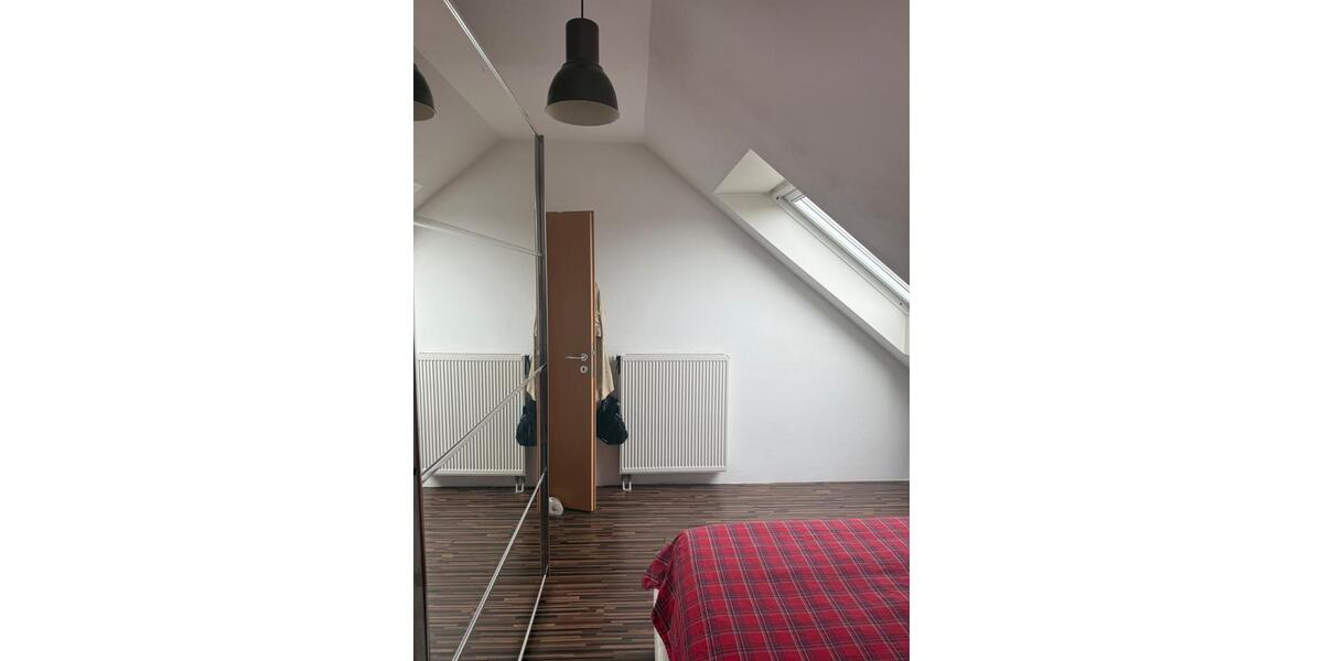 Dachgeschoßwohnung Bad Salzuflen Ehrsen-Breden - 3 Zimmer, 75 m&sup2;, 930&euro; | Angebot:24560342