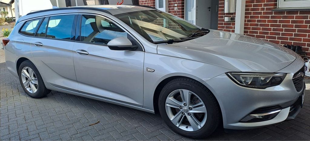 Opel Insignia 129.000 km 11.800 &euro; Schloss Holte-Stukenbrock 33758