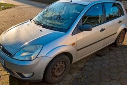 Ford Fiesta 237.000 km 600 &euro; Detmold 32758