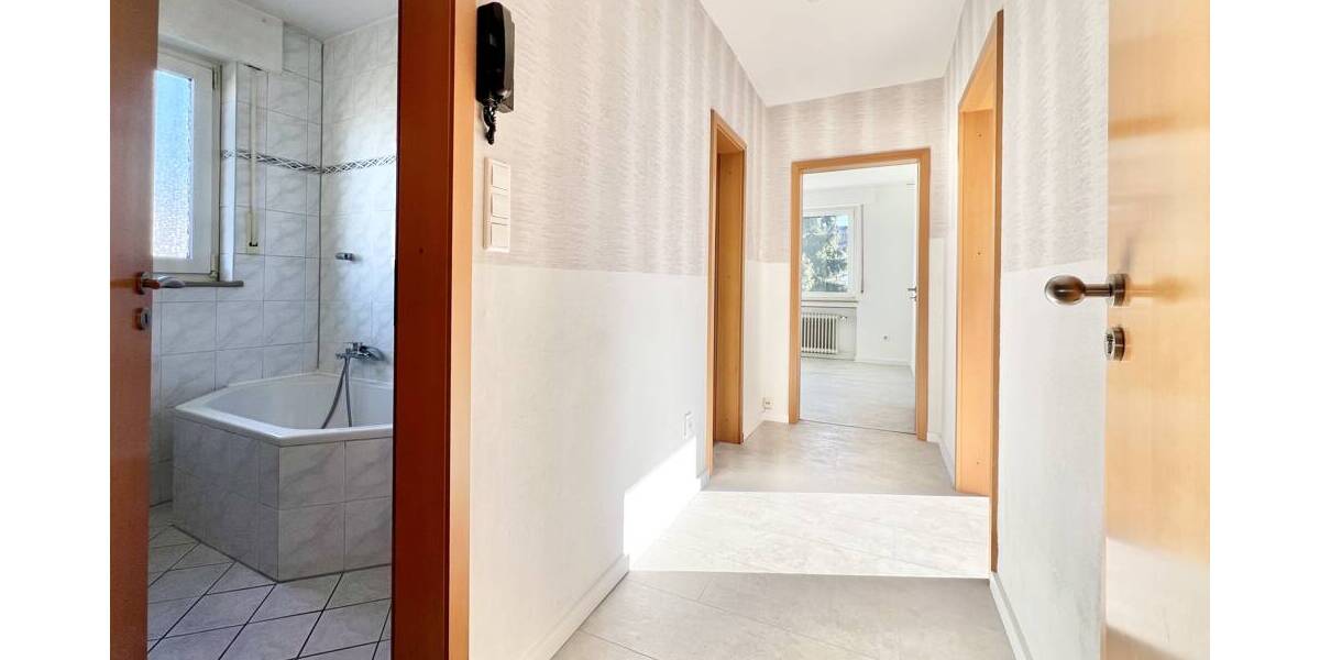 Mehrfamilienhaus, Wohnhaus Detmold Spork-Eichholz - 5 Zimmer, 144 m&sup2;, 229.000&euro; | Angebot:26276580