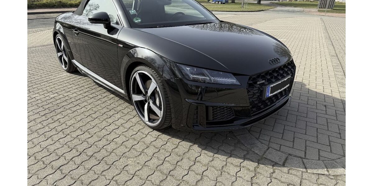 Audi TT 23.200 km 44.300 &euro; Herford 32049