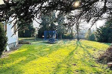 SCHÖNER BAUPLATZ mit genehmigter Bauvoranfrage für Mietshaus mit 10 Apartments oder 6er möglich. zimmer