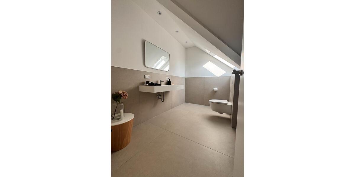 Dachgeschoßwohnung Gütersloh Kattenstroth - 3.5 Zimmer, 120 m&sup2;, 1.150&euro; | Angebot:25417009