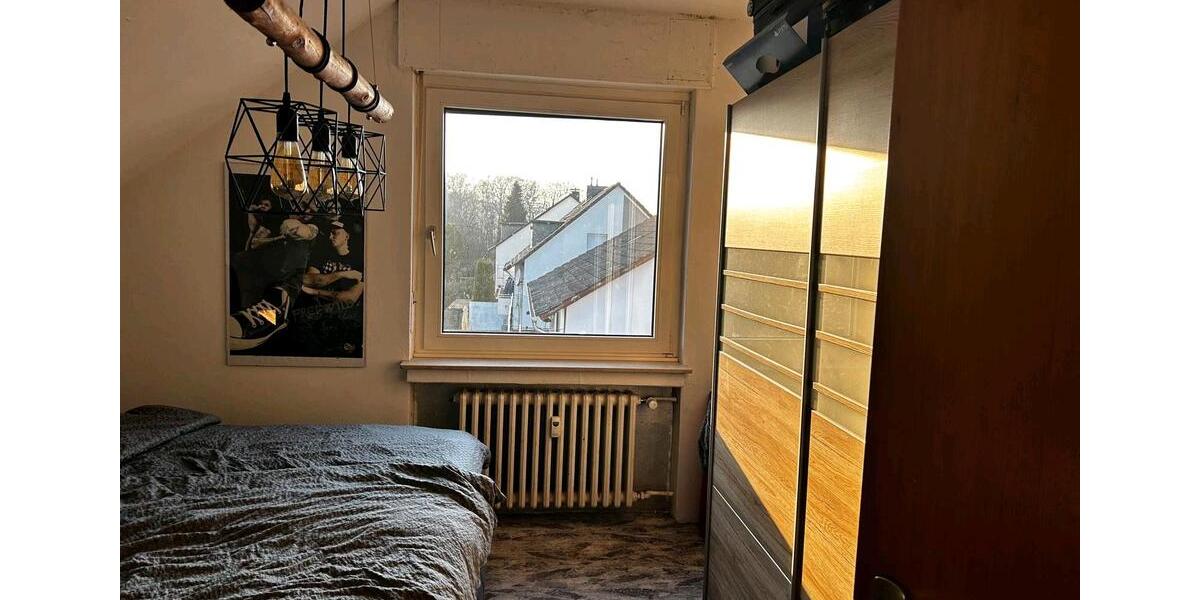 Dachgeschoßwohnung Vlotho - 3 Zimmer, 65 m&sup2;, 670&euro; | Angebot:26396533
