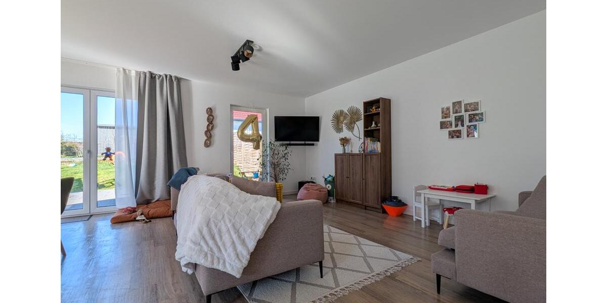Doppelhaushälfte Bielefeld Jöllenbeck - 4 Zimmer, 130 m&sup2;, 1.430&euro; | Angebot:25807713