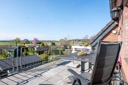 Wohnung zum Kaufen in Bad Salzuflen 249.900 € 106.32 m²