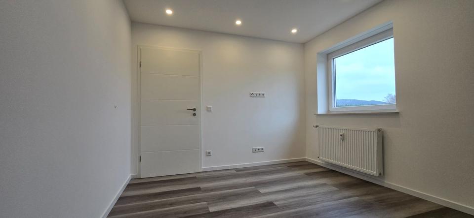 4 Zimmer Dachgeschoss Wohnung zu Vermieten 4 zimmer