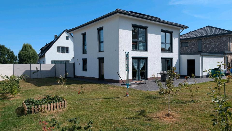 Einfamilienhaus Löhne - 4 Zimmer, 128 m&sup2;, 500.000&euro; | Angebot:27219900