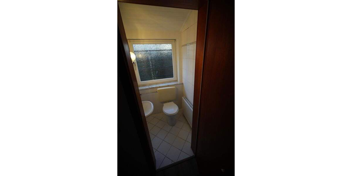 Einfamilienhaus Bad Salzuflen Innenstadt - 3 Zimmer, 135 m&sup2;, 1.390&euro; | Angebot:25782938