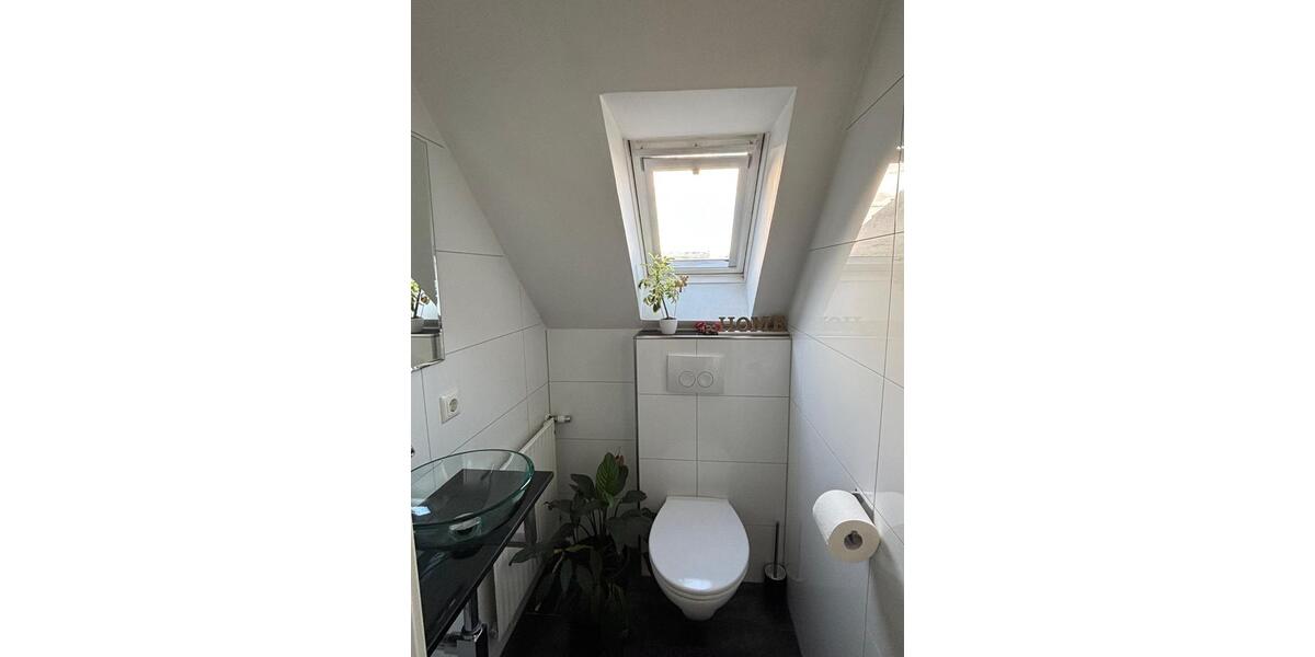 Einziehen und Wohlfühlen! ETW in WD Nähe Piuskirche! 4 zimmer