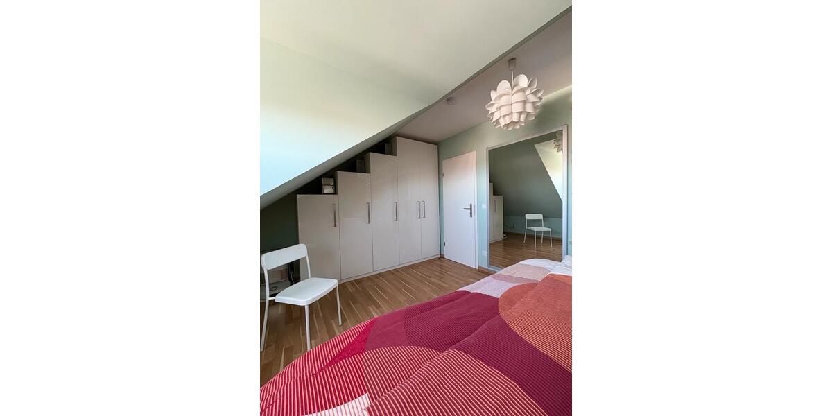 Dachgeschoßwohnung Bielefeld Stieghorst - 2 Zimmer, 61 m&sup2;, 210.000&euro; | Angebot:27038022