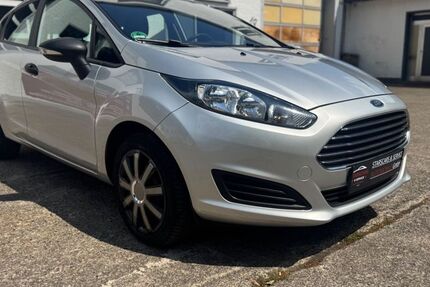 Ford Fiesta 88.000 km 11.450 € Lage 32791