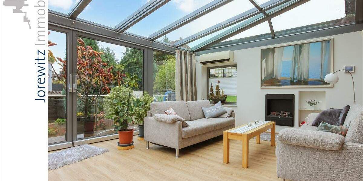 Einfamilienhaus Bielefeld Jöllenbeck - 9 Zimmer, 257 m&sup2;, 685.000&euro; | Angebot:25734214