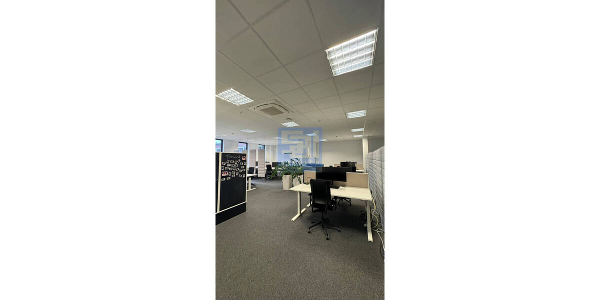 Gewerbeobjekt Bielefeld Sennestadt - 9 Zimmer, 810 m&sup2;, 6.885&euro; | Angebot:25669078