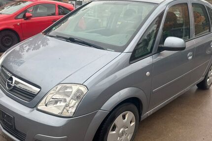Opel Meriva 210.000 km 550 € Detmold 32758