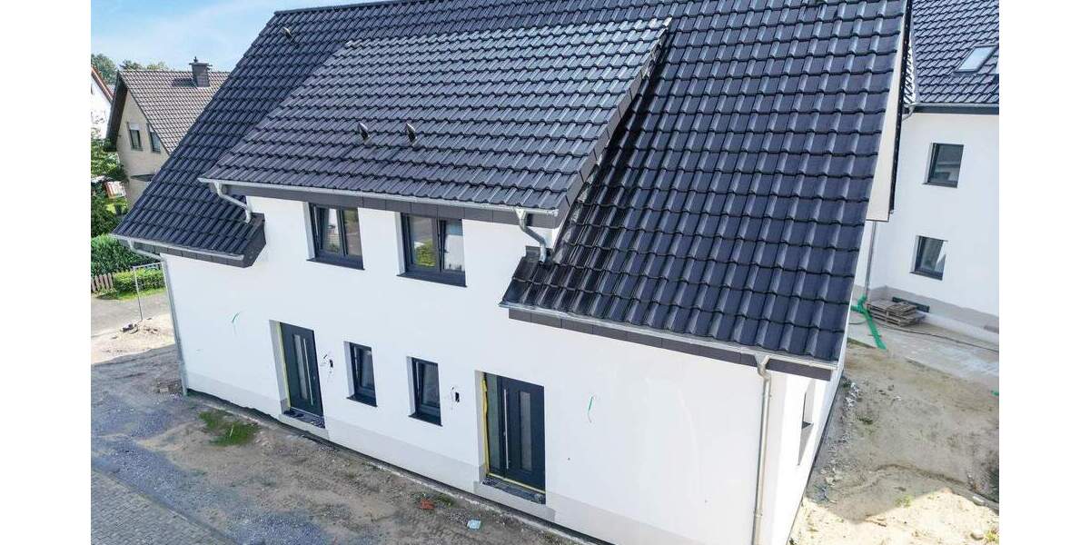 Doppelhaushälfte Schloß Holte-Stukenbrock Sende - 5 Zimmer, 136 m&sup2;, 476.000&euro; | Angebot:25732997