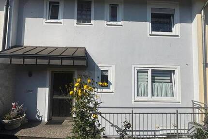 Charmantes Reihenmittelhaus mit Garten in Idyllischer Lage von Bielefeld-Sennestadt
