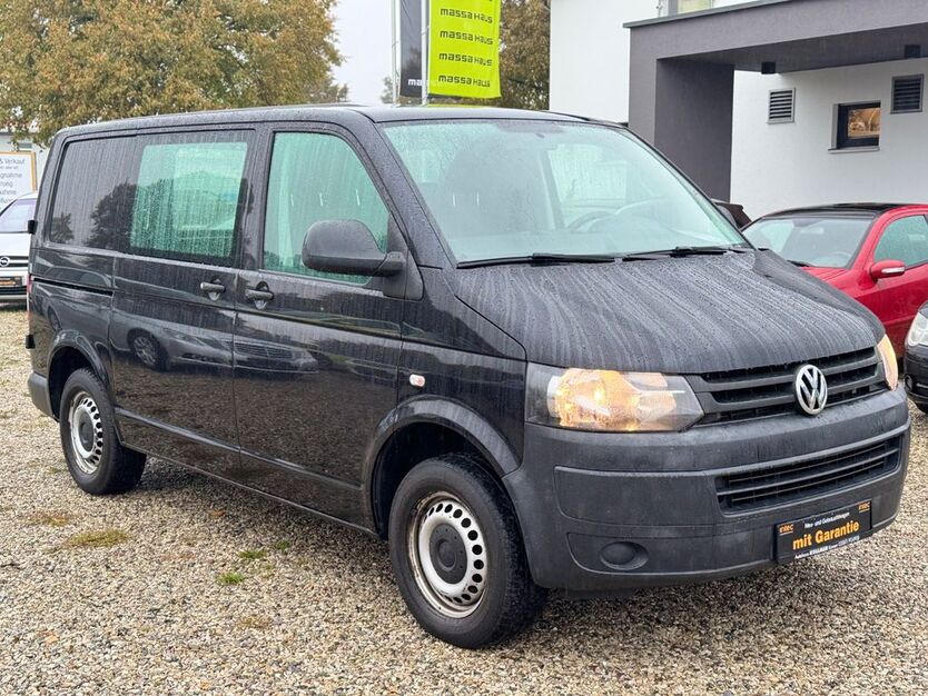 VW T5 Transporter 153.000 km 12.990 € Paderborn 33106