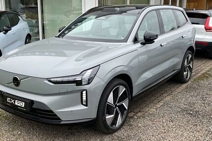 Volvo EX90