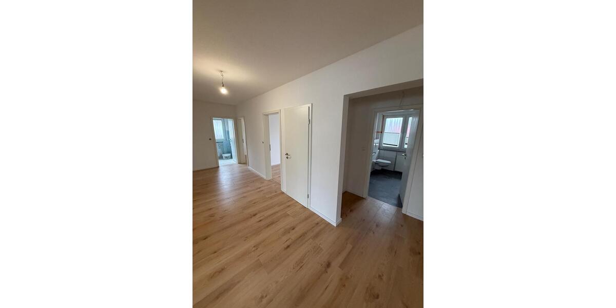 Etagenwohnung Gütersloh Avenwedde - 3 Zimmer, 119 m&sup2;, 1.200&euro; | Angebot:25105117