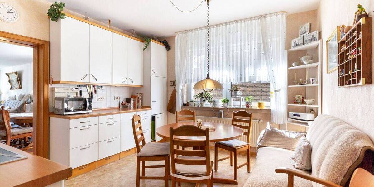 Mehrfamilienhaus, Wohnhaus Gütersloh Spexard - 8 Zimmer, 252 m&sup2;, 580.000&euro; | Angebot:26858733